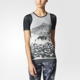 Adidas by Stella McCartney (52 фото): кросівки, жіночі рюкзаки, сумки, шорти, легінси та інший одяг