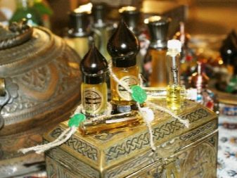 Арабська косметика: натуральний східна косметика з мускусом та інша продукція для обличчя, тіла і волосся