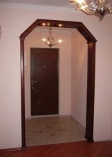 Арка в коридорі (61 фото): як оформити арку з гіпсокартону між передпокоєм і кухнею? Дизайнерські ідеї та особливості обробки