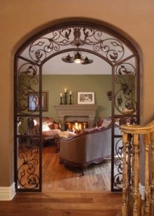 Арка в коридорі (61 фото): як оформити арку з гіпсокартону між передпокоєм і кухнею? Дизайнерські ідеї та особливості обробки