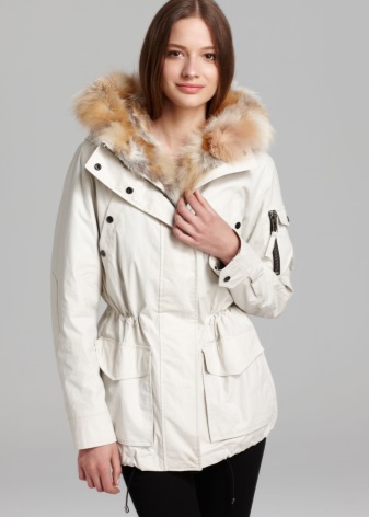 Біла парку (39 фото): жіноча зимове і весняна куртка білого кольору