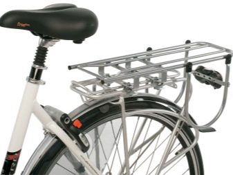 Багажник для велосипеда: опис велобагажников для гірських велосипедів, особливості задніх велосипедних багажників для велосипедів з колесами 26 і 29 дюймів, огляд консольних і універсальних моделей