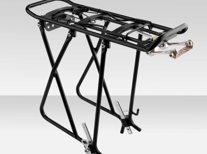 Багажник для велосипеда: опис велобагажников для гірських велосипедів, особливості задніх велосипедних багажників для велосипедів з колесами 26 і 29 дюймів, огляд консольних і універсальних моделей