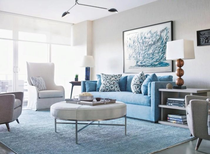 Блакитні дивани (55 фото): кутовий, розкладний і єврокнижка в дизайні інтер’єру кімнати, велюровий та інші
