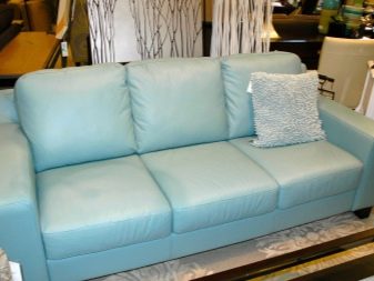 Блакитні дивани (55 фото): кутовий, розкладний і єврокнижка в дизайні інтер’єру кімнати, велюровий та інші