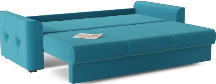 Блакитні дивани (55 фото): кутовий, розкладний і єврокнижка в дизайні інтер’єру кімнати, велюровий та інші