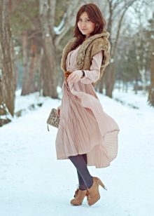 Брендові ботильйони (118 фото): Nando Muzi, Baldinini, Grand Style, Tamaris, Casadei, Лабутен, Ash, Vitacci, Vagabond, Betsy та інші