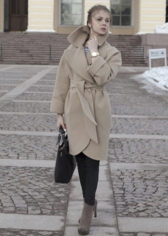 Брендові ботильйони (118 фото): Nando Muzi, Baldinini, Grand Style, Tamaris, Casadei, Лабутен, Ash, Vitacci, Vagabond, Betsy та інші