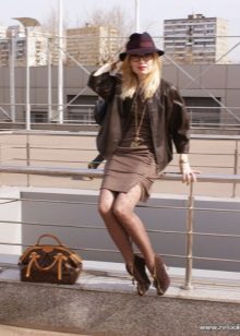 Брендові ботильйони (118 фото): Nando Muzi, Baldinini, Grand Style, Tamaris, Casadei, Лабутен, Ash, Vitacci, Vagabond, Betsy та інші