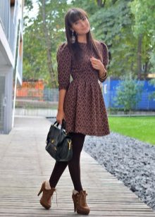 Брендові ботильйони (118 фото): Nando Muzi, Baldinini, Grand Style, Tamaris, Casadei, Лабутен, Ash, Vitacci, Vagabond, Betsy та інші