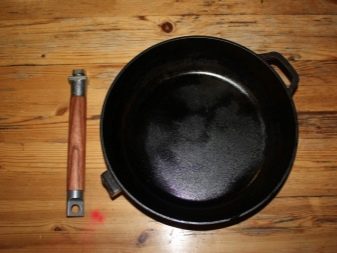 Чавунний посуд російського виробництва: огляд виробників емальованого посуду з чавуну і без емалі