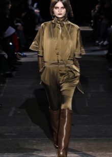 Чоботи-труби (45 фото): з чим носити жіночі моделі без каблука, зимові замшеві, на повну ногу, на плоскій підошві