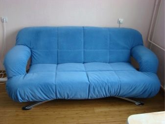 Чохли на диван і крісло: еврочехлы, комплект пледів і універсальні чохли, з екошкіри і тканини, з підлокітниками і без