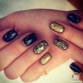 Чорний з золотом манікюр (56 фото): дизайн матових нігтів з золотистому, манікюр в чорному кольорі з блискітками