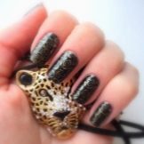 Чорний з золотом манікюр (56 фото): дизайн матових нігтів з золотистому, манікюр в чорному кольорі з блискітками