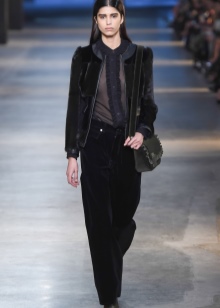 Christopher Kane (39 фото): сережки і мюли, а також модний одяг та взуття