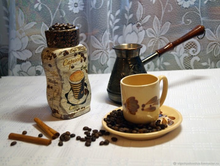 Ідеї декупажу банок з-під кави (16 фото): майстер-клас з декупажу скляних баночок серветками в стилі прованс. Найкраще оформлення кавовій банки