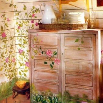 Декупаж шафи (33 фото): як зробити декупаж старого темного кухонної шафи в стилі прованс з допомогою шпалер і серветок?