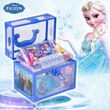 Дитяча декоративна косметика: набори для дівчаток від Bondibon Eva Moda і Totally Fashion, Markwins International і інші великі набори для дітей