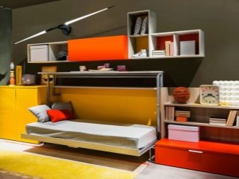 Дитячий диван (84 фото): особливості вибору дивана-тахти і дивани-ліжка в кімнату для дітей, диван-трансформер з системою «акордеон» і «єврокнижка»