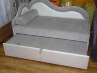 Дитячий диван (84 фото): особливості вибору дивана-тахти і дивани-ліжка в кімнату для дітей, диван-трансформер з системою «акордеон» і «єврокнижка»