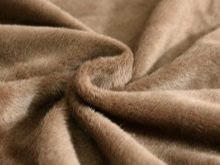 Дитячий диван (84 фото): особливості вибору дивана-тахти і дивани-ліжка в кімнату для дітей, диван-трансформер з системою «акордеон» і «єврокнижка»