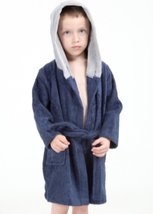 Дитячий халат з капюшоном (46 фото): моделі для дівчаток на блискавці