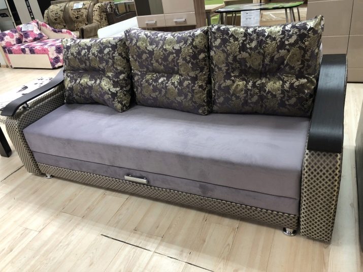 Дивани для маленької кімнати (54 фото): як вибрати компактні стильні дивани для малогабаритних квартир? Невеликі розкладні та інші дивани в інтер’єрі