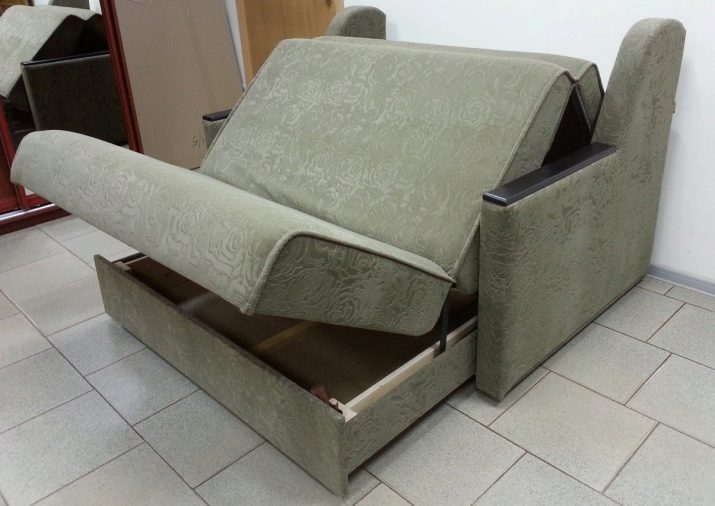 Дивани для маленької кімнати (54 фото): як вибрати компактні стильні дивани для малогабаритних квартир? Невеликі розкладні та інші дивани в інтер’єрі