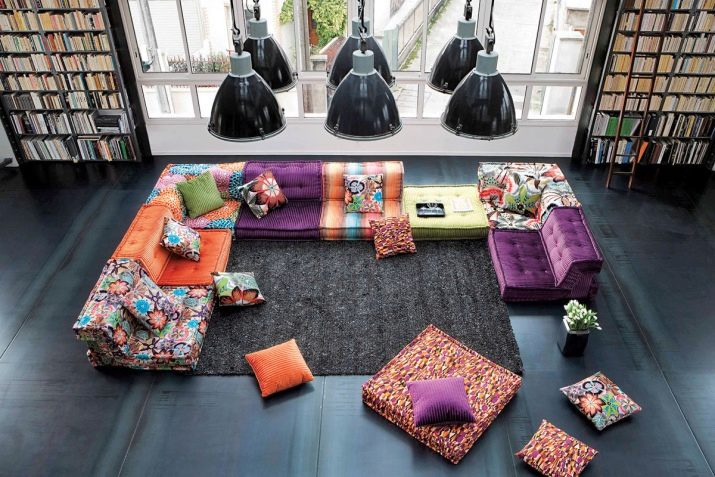 Дивани з рогожки (61 фото): чим тканина краще велюру і шенилла? Сірі і коричневі, кутові і «книжки». Приклади в інтер’єрі. Відгуки