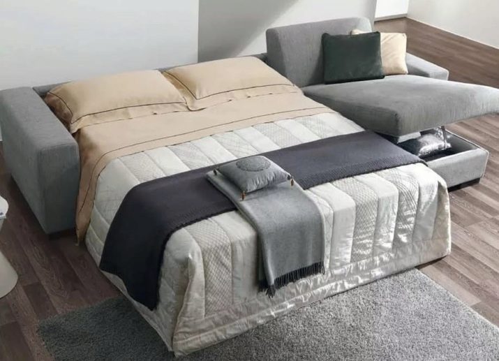 Дивани з рогожки (61 фото): чим тканина краще велюру і шенилла? Сірі і коричневі, кутові і «книжки». Приклади в інтер’єрі. Відгуки