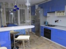 Дизайн кухні 9 квадратних метрів з холодильником (67 фото): цікаві проекти і варіанти інтер’єру. Як розмістити необхідну меблі?