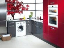 Дизайн і схема кутової кухні з холодильником (43 фото): огляд кухонних гарнітурів з пеналом і з вбудованим холодильником. Варіанти розташування біля входу і вікна