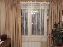 Дизайн штор для вітальні (115 фото): як красиво повісити штори в залі? Льняні та інші штори в інтер’єрі вітальні