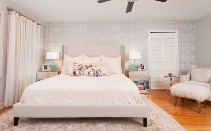 Дизайн спальні 14 кв. м (87 фото): інтер’єр і планування прямокутної кімнати, проект спальні-вітальні в сучасному стилі, розстановка меблів та зонування простору