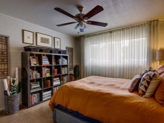 Дизайн спальні 14 кв. м (87 фото): інтер’єр і планування прямокутної кімнати, проект спальні-вітальні в сучасному стилі, розстановка меблів та зонування простору