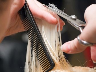 Філіруваний чубчик (93 фото): як правильно зробити косу, пряму і проріджену чубок на бік в домашніх умовах звичайними та філірувальними ножицями?