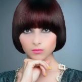 Французька чубчик (68 фото): особливості французької короткою жіночою чілки та поради щодо її оформлення