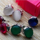 Камінь котяче око (42 фото): як виглядає натуральний мінерал? Значення і магічні властивості, опис рожевих і зелених, блакитних і білих каменів