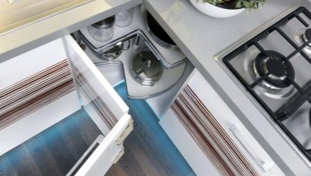 Карусель в шафу для кухні (12 фото): вибір полиці-каруселі для нижнього і верхнього кутового шафи. Особливості обертових і висувних механізмів