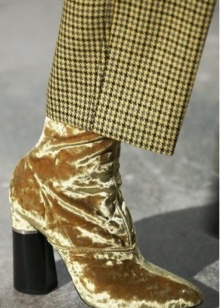 Короткі ботильйони (22 фото): з чим носити моделі на високому каблуці