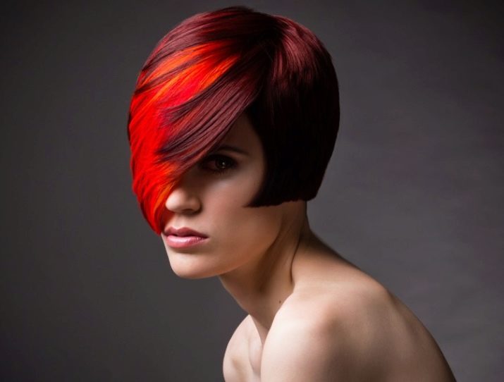 Короткі червоні волосся (33 фото): відтінки червоного кольору для дівчат зі стрижкою каре з чубчиком і без