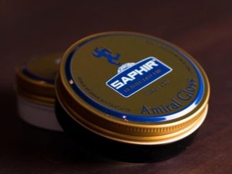Косметика для взуття Saphir: історія бренду. Плюси і мінуси взуттєвої косметики. Правила вибору