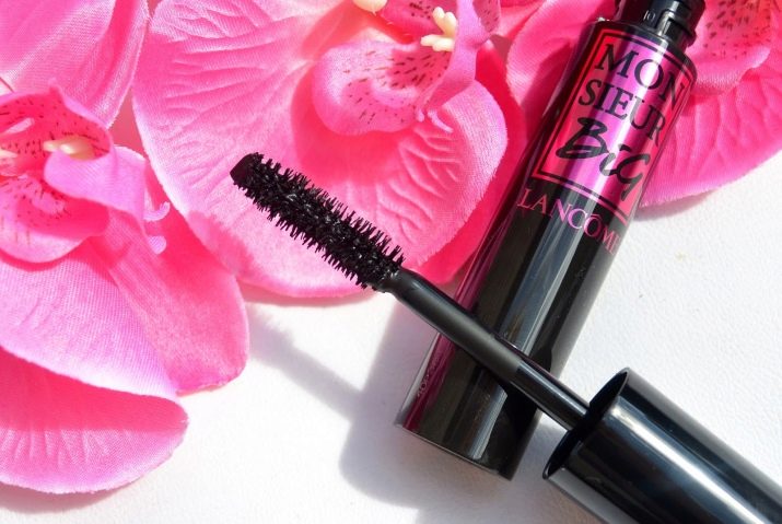 Косметика Lancome: набори декоративних і уходових косметичних засобів, відгуки косметологів