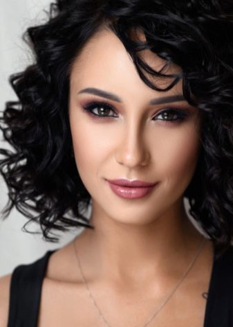 Косметика Wycon: огляд італійської косметики. Її переваги та недоліки