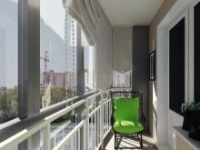 Крісло на балкон (55 фото): вибираємо маленьке підвісне крісло, розкладне крісло-ліжко і плетене крісло-качалка