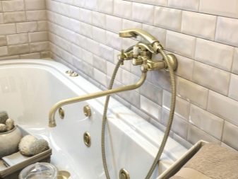 Крани для ванної: для раковини і ванни, підлогові моделі з довгим виливом, крани з Німеччини і інші моделі. Як їх вибрати?
