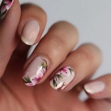 Красиві візерунки на нігтях (22 фото): як зробити манікюр з орнаментом у домашніх умовах?