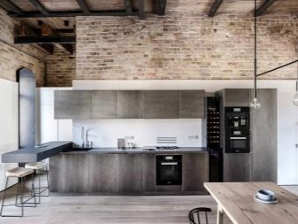 Кухні під бетон (33 фото): вибір кухонного гарнітура з фасадами світлого і темного сірого бетонного кольору, приклади в інтер’єрі