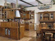 Кухні з масиву дуба (44 фото): плюси і мінуси натуральної дерев’яної меблів. Кухонний гарнітур в сучасному стилі з патиною